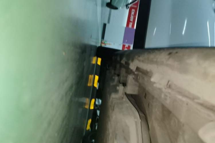 Used Leapmotor T03 2021 400 Lite Edition - Lithium-Ion Battery Right Side Sill