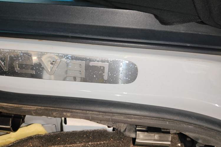 Used Leapmotor T03 2021 400 Luxury Pro Edition Right Side Sill