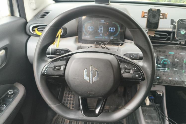 Used Leapmotor T03 2021 400 Lite Edition Lithium Iron Phosphate Steering Wheel
