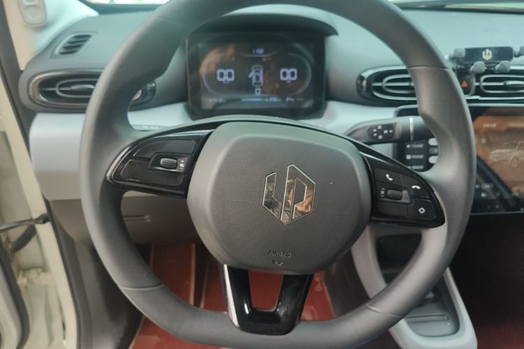 Used Leapmotor T03 2021 400 Lite Edition - Lithium-Ion Battery Steering Wheel