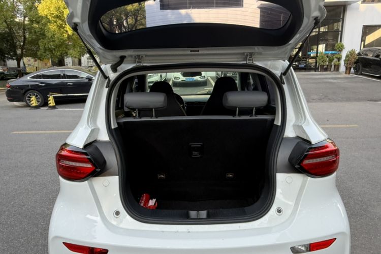 Used Leapmotor T03 2021 400 Luxury Edition Trunk