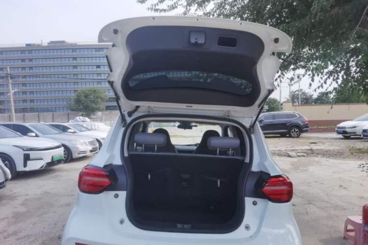 Used Leapmotor T03 2021 400 Luxury Edition Trunk