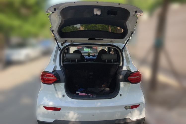 Used Leapmotor T03 2021 400 Luxury Edition Trunk