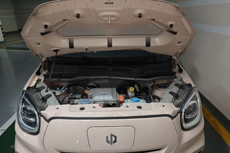 Used Leapmotor T03 2021 400 Micro-Sugar Version Engine Bay