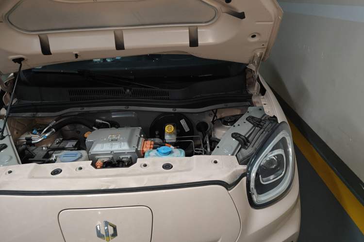 Used Leapmotor T03 2021 400 Micro-Sugar Version Engine Bay Left