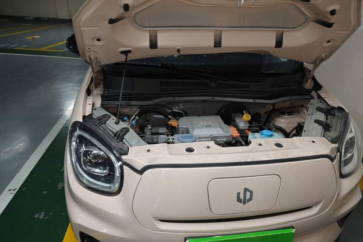 Used Leapmotor T03 2021 400 Micro-Sugar Version Engine Bay Right