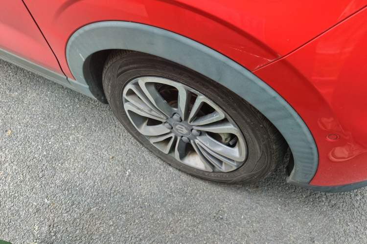 Used Leapmotor T03 2021 400 Luxury Edition Right Front Wheel Hub