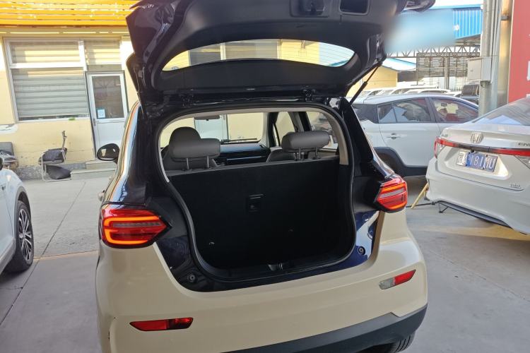 Used Leapmotor T03 2021 400 Luxury Edition Trunk