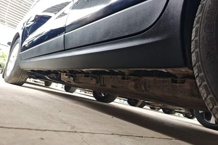 Used Leapmotor T03 2022 Hometown Jade Edition Left Side Sill