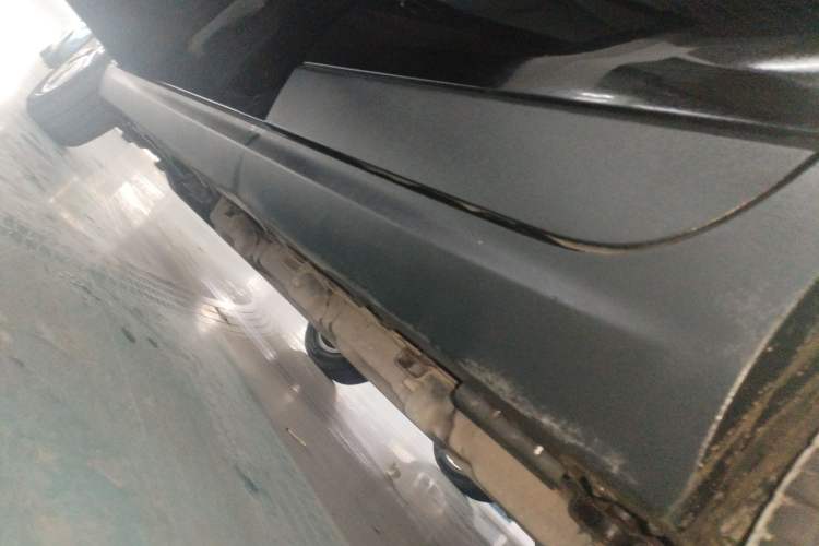 Used Leapmotor T03 2022 Crystal Edition Left Side Sill