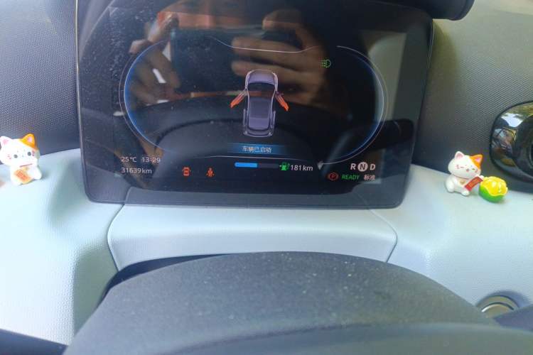 Used Leapmotor T03 2022 YAOJIN Edition Odometer Close Up