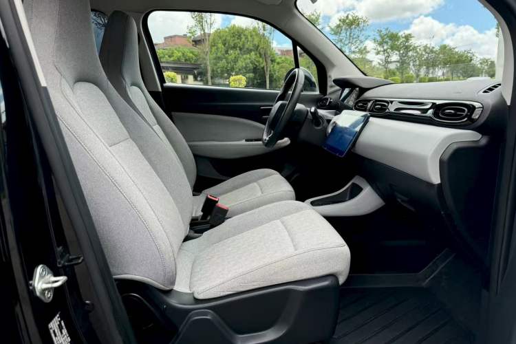Used Leapmotor T03 2022 Hometown Jade Edition Right Front Seat