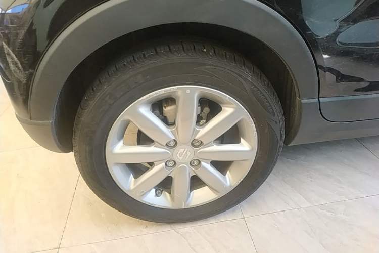 Used Leapmotor T03 2022 Crystal Edition Right Rear Wheel Hub