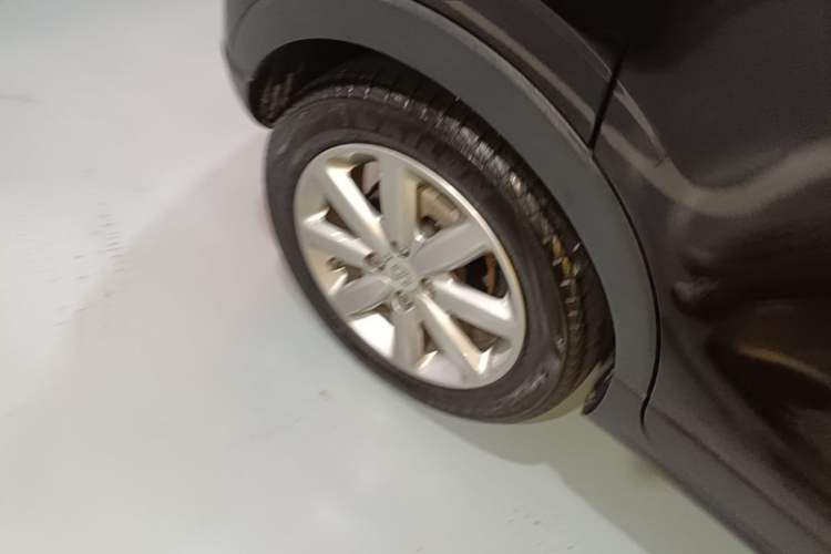 Used Leapmotor T03 2022 Hometown Jade Edition Right Rear Wheel Hub