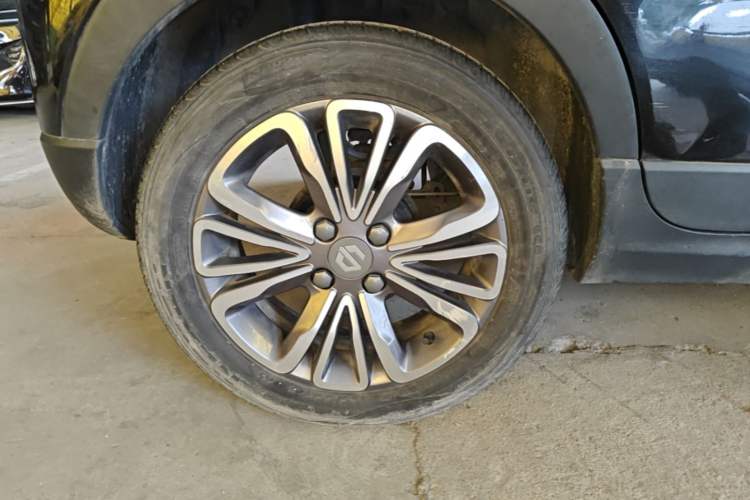 Used Leapmotor T03 2022 Special Edition Right Rear Wheel Hub