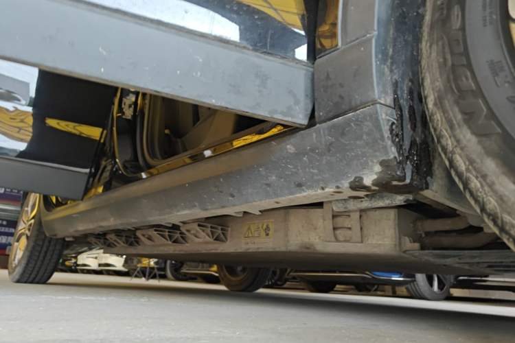 Used Leapmotor T03 2022 Special Edition Right Side Sill