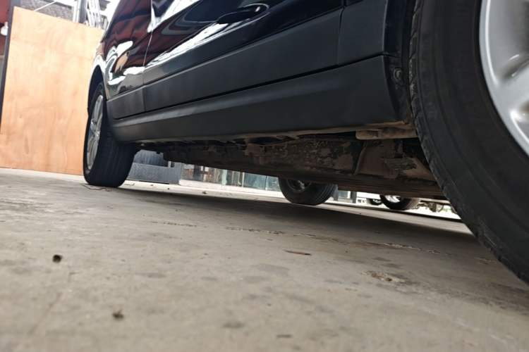 Used Leapmotor T03 2022 Hometown Jade Edition Right Side Sill
