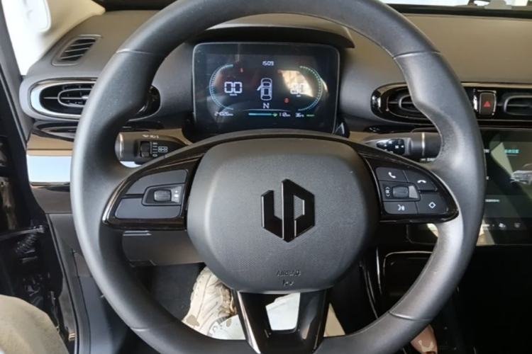 Used Leapmotor T03 2022 Crystal Edition Steering Wheel