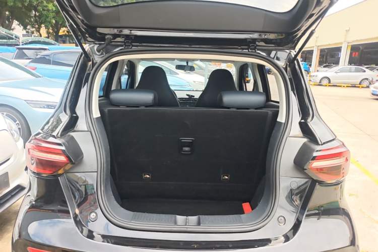 Used Leapmotor T03 2022 YAOJIN Edition Trunk