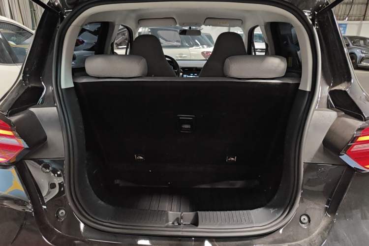 Used Leapmotor T03 2022 Hometown Jade Edition Trunk