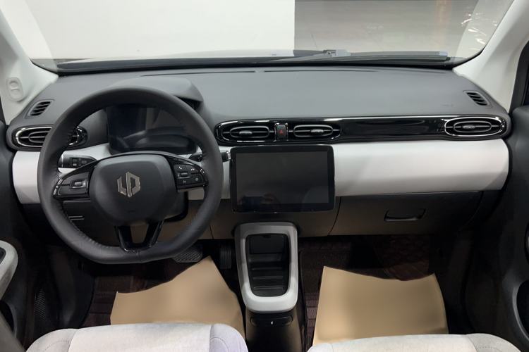 Used Leapmotor T03 2022 Hometown Jade Edition Center Console
