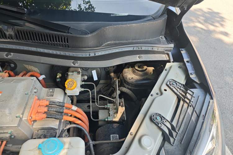 Used Leapmotor T03 2022 Crystal Edition Engine Bay Left