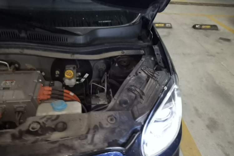 Used Leapmotor T03 2022 Crystal Edition Engine Bay Left