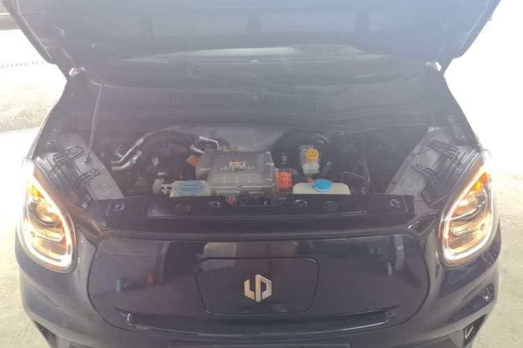 Used Leapmotor T03 2022 Crystal Edition Engine Bay