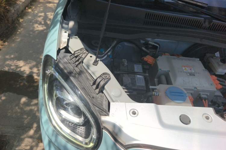 Used Leapmotor T03 2022 Star Diamond Edition Engine Bay Right