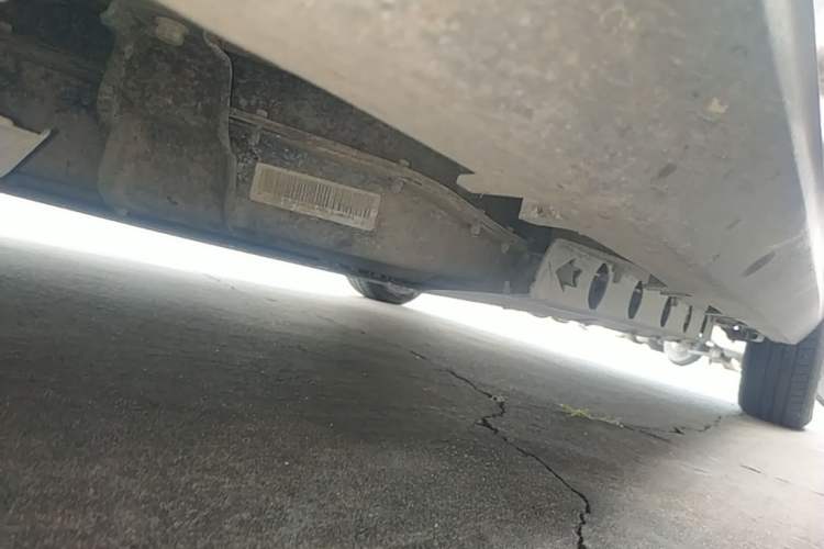 Used Leapmotor T03 2022 Star Diamond Edition Left Side Sill