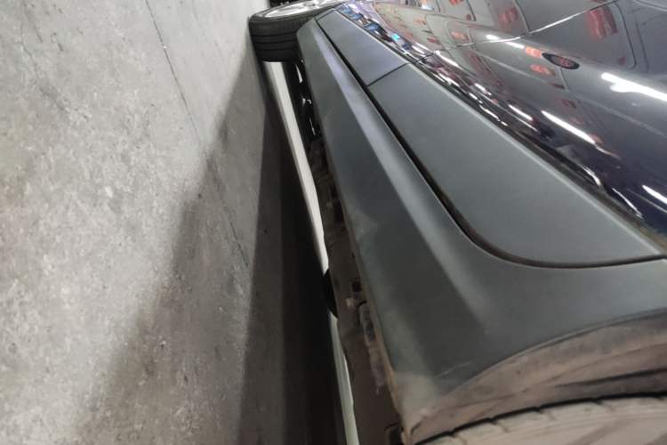 Used Leapmotor T03 2022 Crystal Edition Left Side Sill