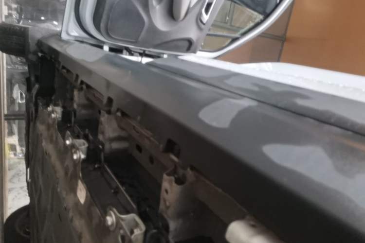 Used Leapmotor T03 2022 Crystal Edition Left Side Sill