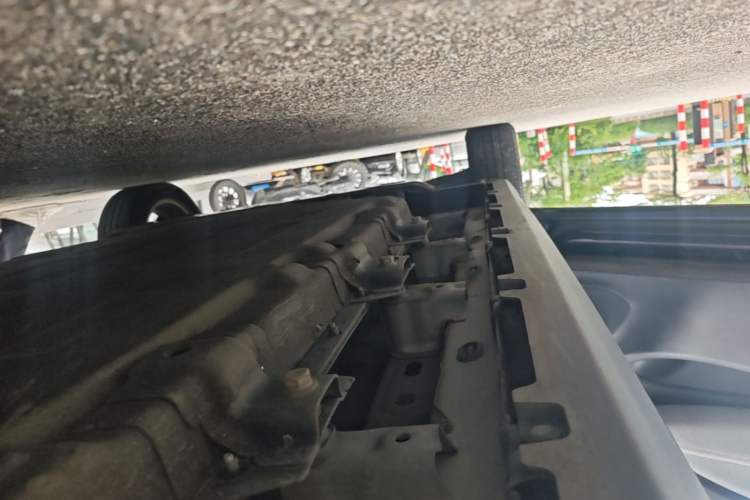 Used Leapmotor T03 2022 Hometown Jade Edition Left Side Sill