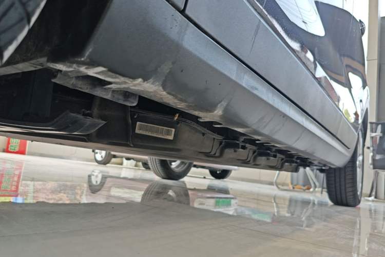 Used Leapmotor T03 2022 Hometown Jade Edition Left Side Sill