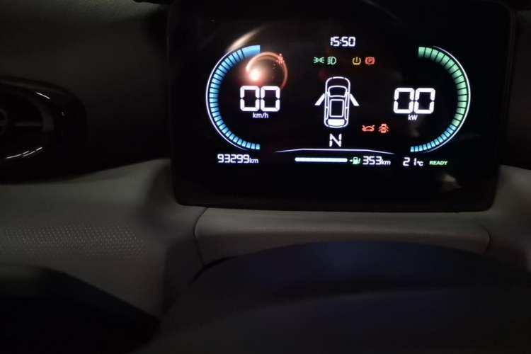 Used Leapmotor T03 2022 Crystal Edition Odometer Close Up