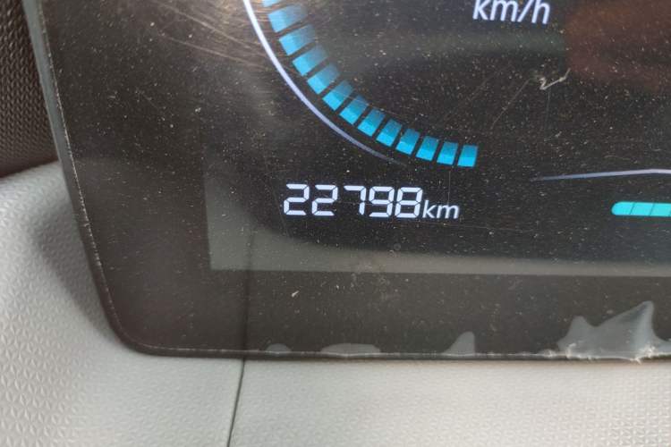 Used Leapmotor T03 2022 Crystal Edition Odometer Close Up