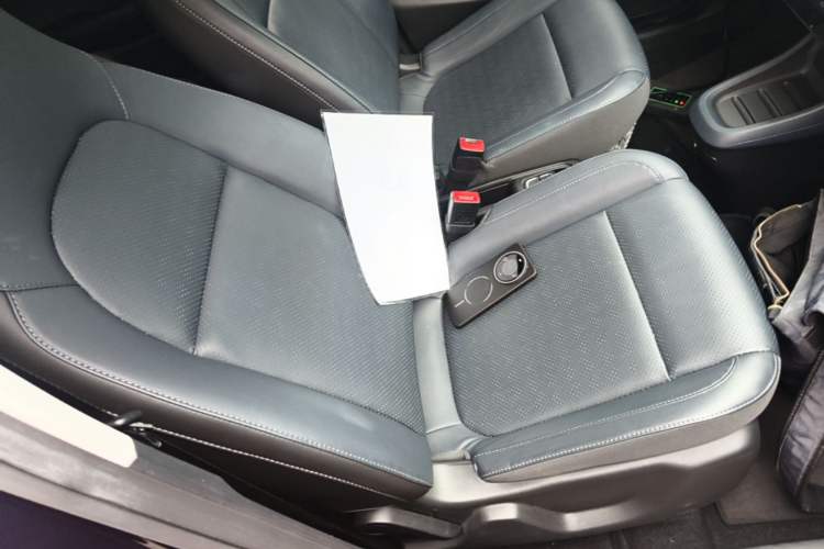 Used Leapmotor T03 2022 Star Diamond Edition Right Front Seat