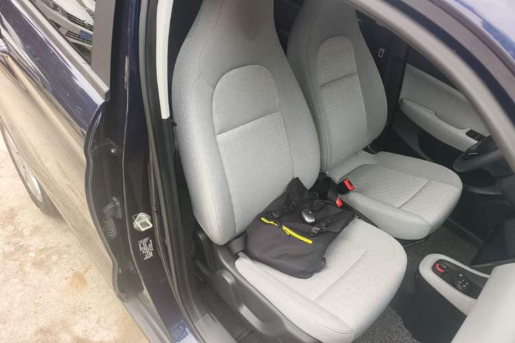Used Leapmotor T03 2022 Crystal Edition Right Front Seat
