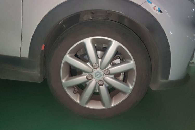 Used Leapmotor T03 2022 YAOJIN Edition Right Front Wheel Hub