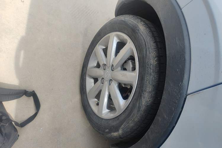 Used Leapmotor T03 2022 YAOJIN Edition Right Rear Wheel Hub