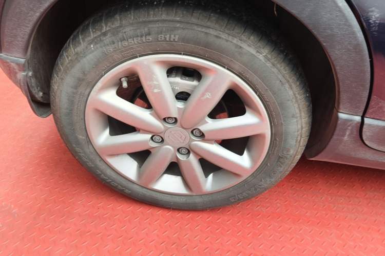 Used Leapmotor T03 2022 Star Diamond Edition Right Rear Wheel Hub