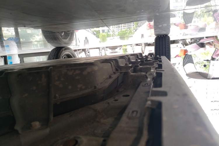 Used Leapmotor T03 2022 Special Edition Right Side Sill