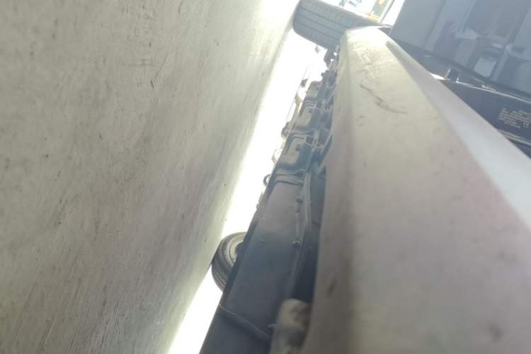 Used Leapmotor T03 2022 Crystal Edition Right Side Sill