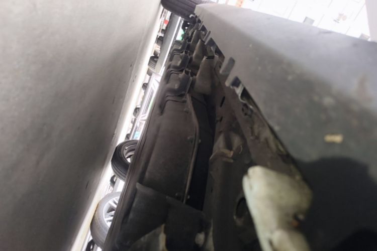 Used Leapmotor T03 2022 Crystal Edition Right Side Sill