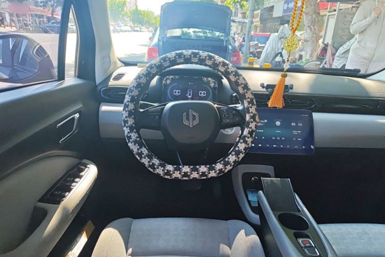 Used Leapmotor T03 2022 Crystal Edition Steering Wheel