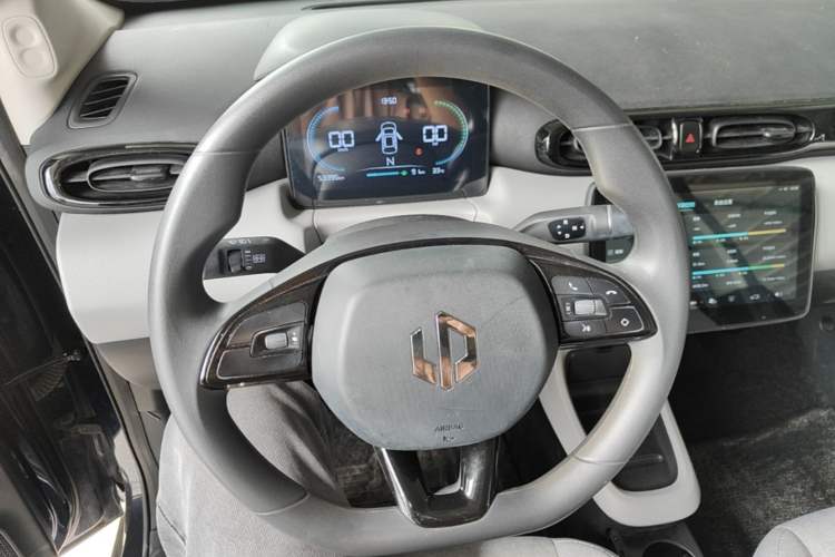 Used Leapmotor T03 2022 Agate Edition Steering Wheel