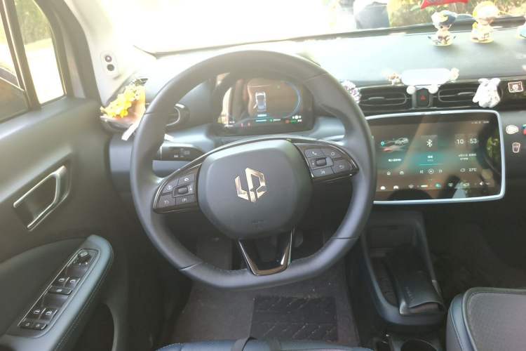 Used Leapmotor T03 2022 Star Diamond Edition Steering Wheel
