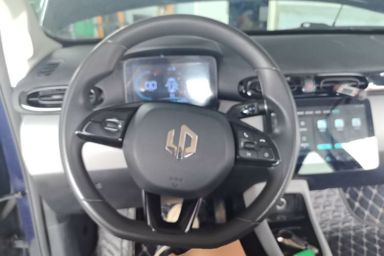 Used Leapmotor T03 2022 Crystal Edition Steering Wheel