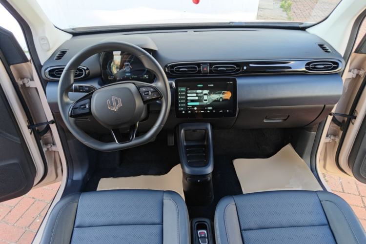 Used Leapmotor T03 2022 YAOJIN Edition Center Console