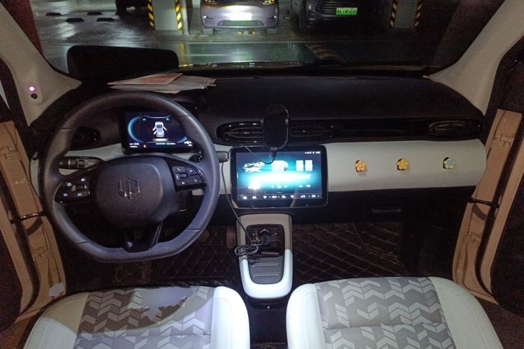 Used Leapmotor T03 2022 Star Diamond Edition Center Console